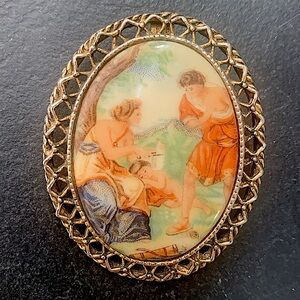 Vtg Brooch/Pendant Oval Fragonard Style Courting Couple